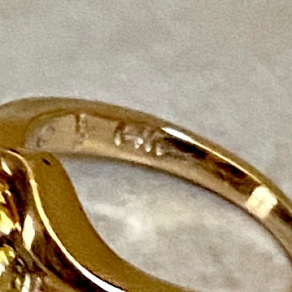 14K Yellow Gold Nugget Vintage Ring - Picture 11 of 15